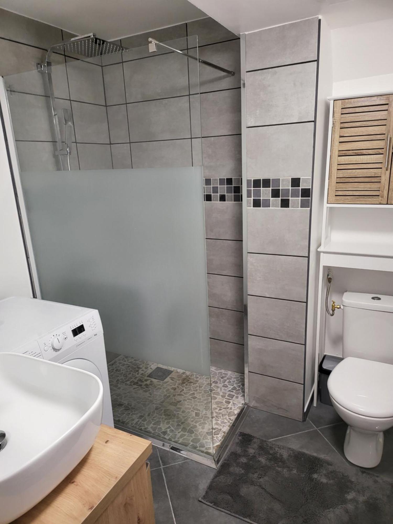 Superbe Appartement Au Bord Du Canal De St Quentin แซ็ง-ก็องแต็ง ภายนอก รูปภาพ